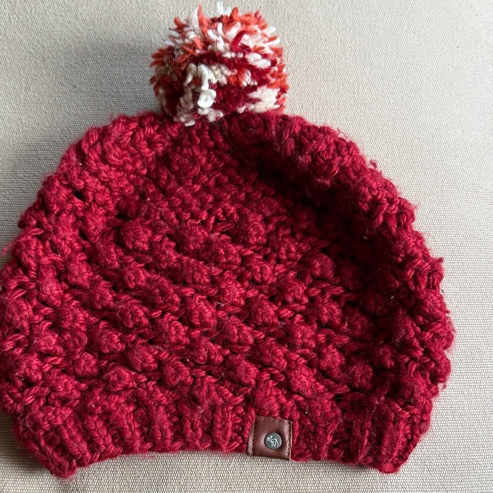 Women Cozy Red Knit Pom-Pom Beanie